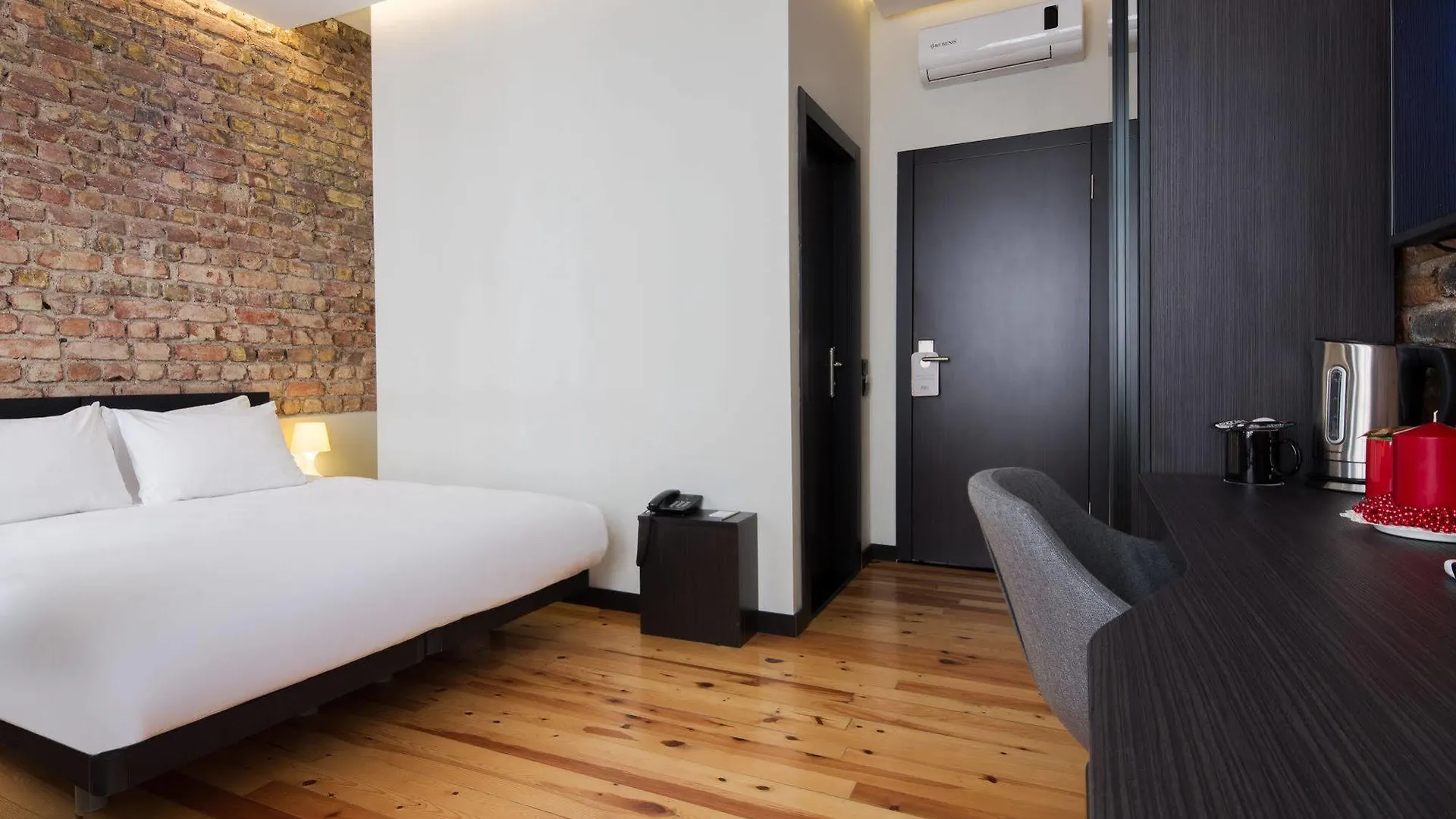 Big Urban Stay Hotel Стамбул
